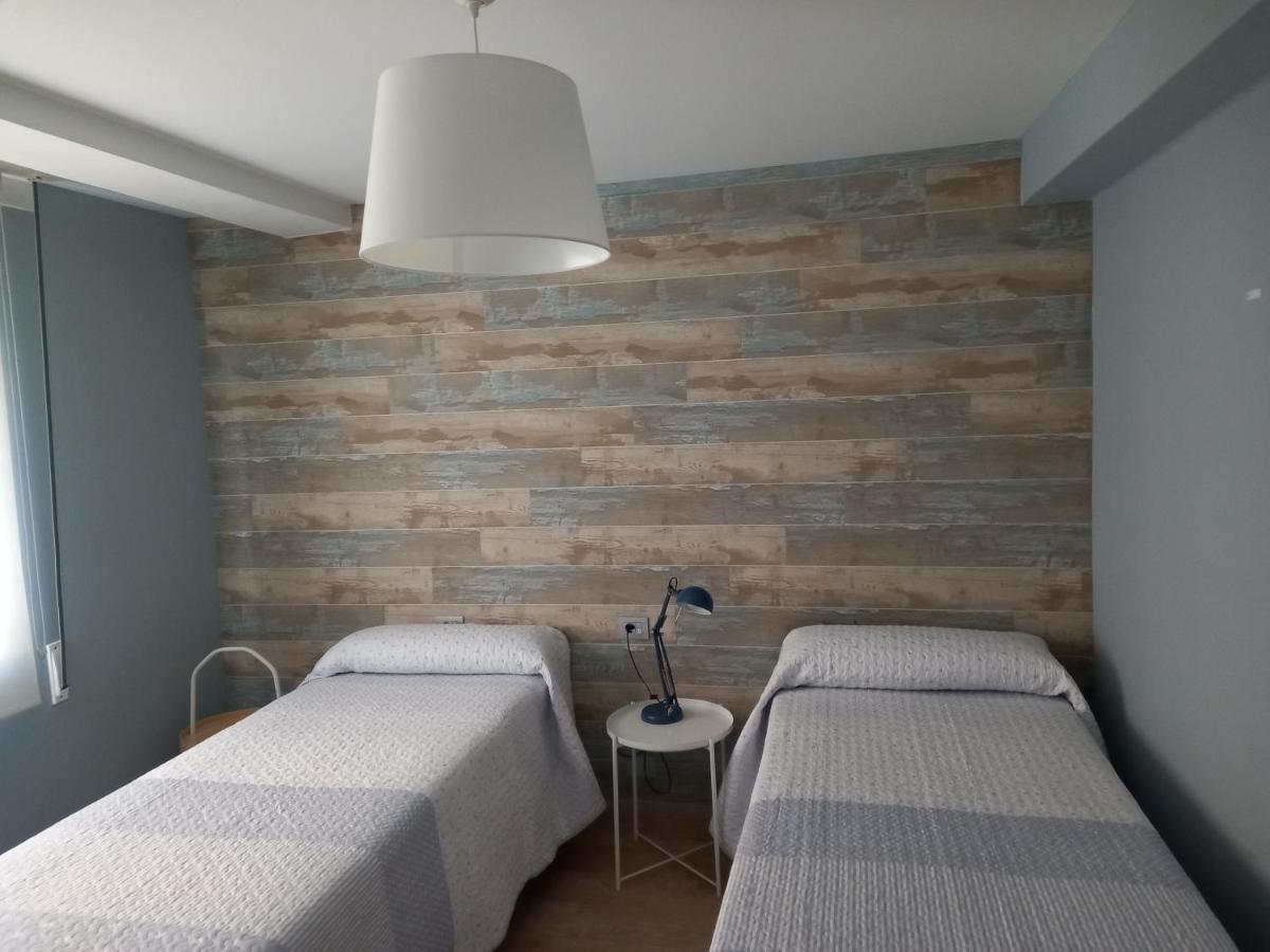 Apartamento A 350 Metros De La Playa Pobra Do Caraminal Extérieur photo